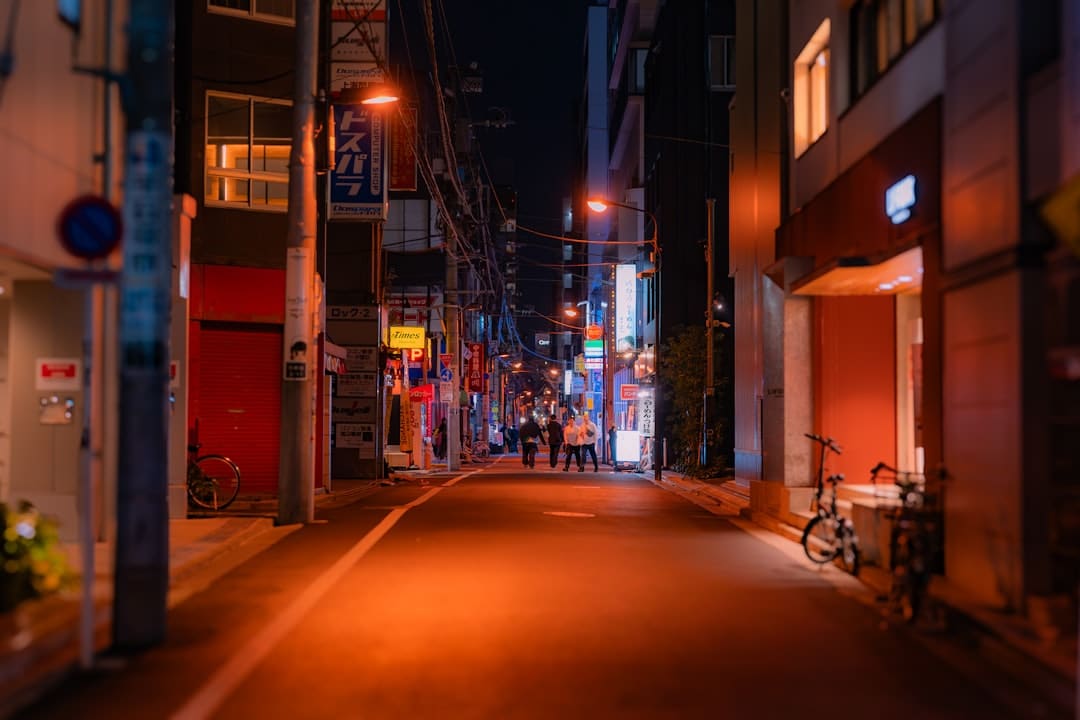 上海眼科专家走进西藏 “造血式赋能”、展开“长效共建”
